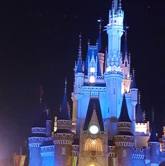 Meet your Posher, Pauline - Picture 2 of 2